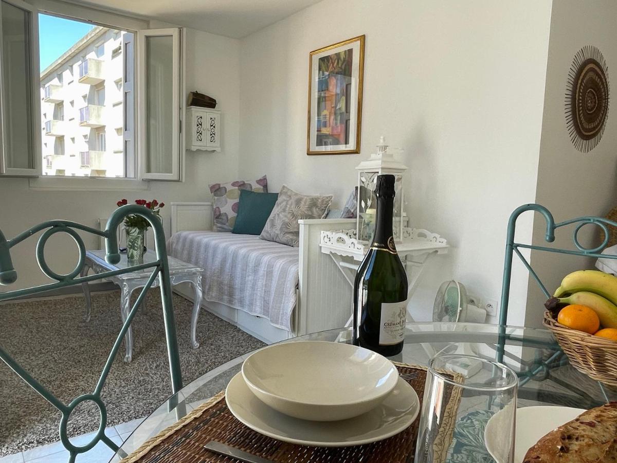 Centre Carcassonne Apartment With Private Sunny Terrace 외부 사진